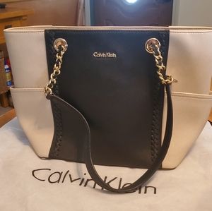Calvin Klein black/cream purse